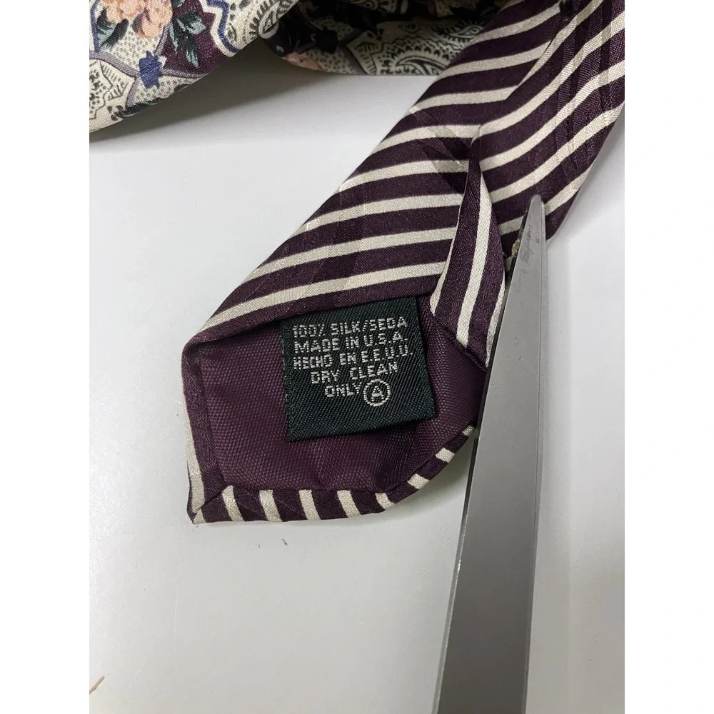 Hunting Horn J. Riggings 100% Silk Made in USA Necktie Tie Floral Stripe Pattern